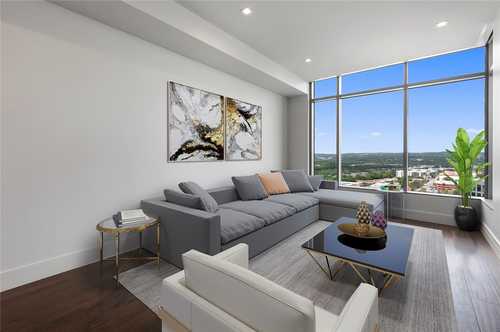 $830,000 - 1Br/2Ba -  for Sale in Fifth&west, Austin