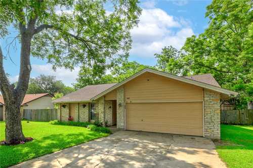 $524,900 - 3Br/2Ba -  for Sale in Forest North, Austin