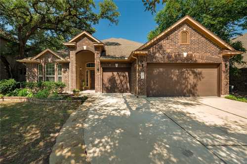 $649,000 - 4Br/3Ba -  for Sale in Whispering Hollow Ph 2 Sec 3, Buda
