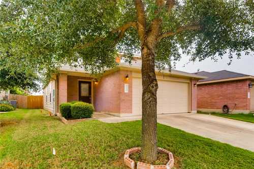 $465,000 - 4Br/3Ba -  for Sale in Ashbrook, Manchaca