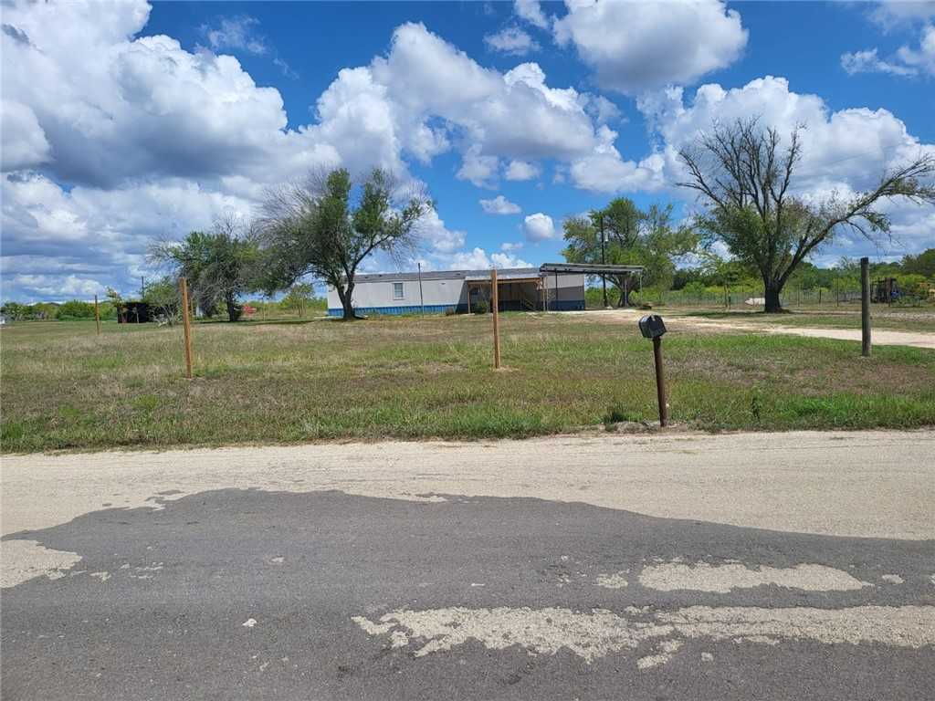 View Dale, TX 78616 mobile home