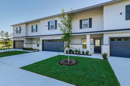 $405,000 - 3Br/3Ba -  for Sale in The Villas At Chandler Creek, Round Rock