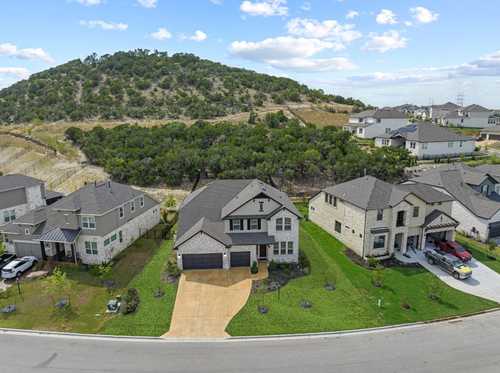 $950,000 - 4Br/4Ba -  for Sale in Rough Hollow, Lakeway