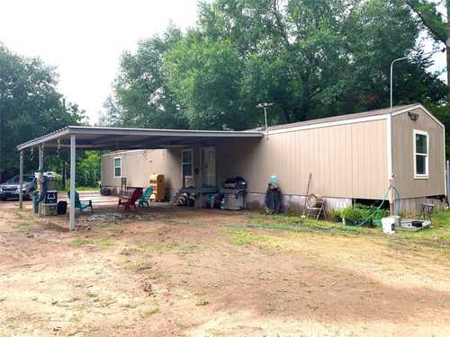 $239,000 - 3Br/2Ba -  for Sale in Lake Bastrop Acres, Paige