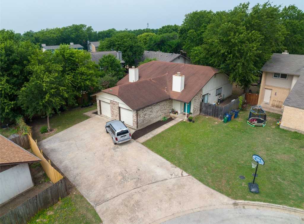 View Austin, TX 78744 property