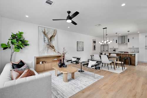 $544,900 - 3Br/3Ba -  for Sale in Manor Hill Sec 02, Austin