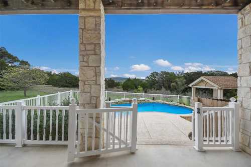 $675,000 - 3Br/3Ba -  for Sale in Canyon Ridge Spgs Ph 01, Marble Falls