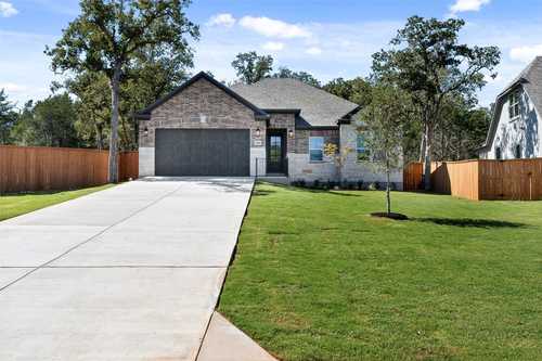 $499,900 - 3Br/2Ba -  for Sale in The Colony, Bastrop
