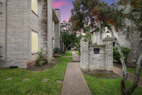 $245,000 - 2Br/2Ba -  for Sale in Jamestown Place Condo Amd, Austin
