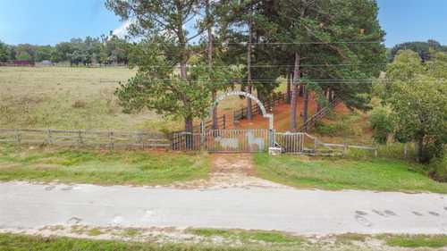 $1,500,000 - 2Br/2Ba -  for Sale in Ponderosa Homestead, Paige