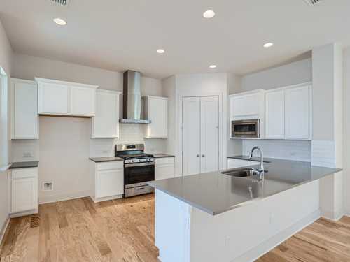 $547,050 - 5Br/4Ba -  for Sale in Chester Ranch Place, Round Rock