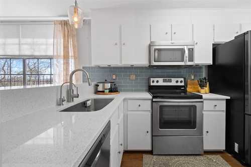 $375,000 - 2Br/2Ba -  for Sale in Edgecliff Nw Condos, Austin