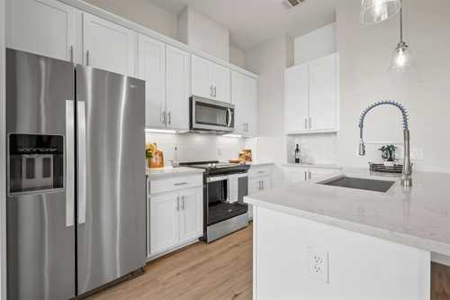 $499,000 - 2Br/3Ba -  for Sale in The Heights, Austin