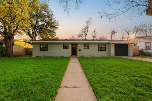 $697,000 - 4Br/2Ba -  for Sale in Delwood Sec 04, Austin