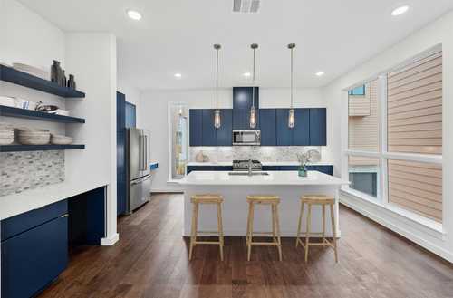 $600,000 - 3Br/4Ba -  for Sale in Wedgewood Sec 01, Austin