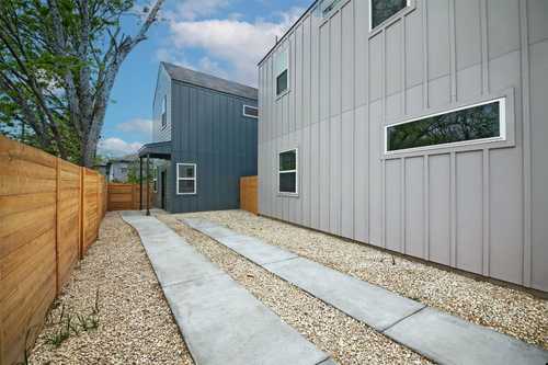 $499,999 - 2Br/3Ba -  for Sale in Country Club Gardens Sec 04, Austin