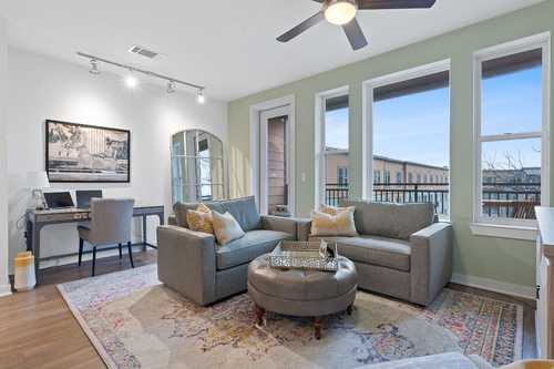 $510,000 - 1Br/1Ba -  for Sale in Zilkr On The Park Condos, Austin