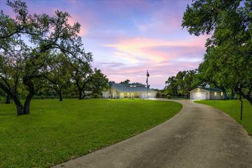 $915,000 - 5Br/4Ba -  for Sale in Hays Country Oaks, Buda