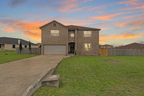 $450,000 - 4Br/3Ba -  for Sale in Morningside Meadows Sec 07, Round Rock