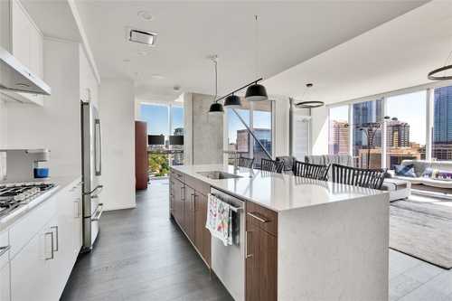 $1,550,000 - 2Br/2Ba -  for Sale in Independent Condominiums, Austin