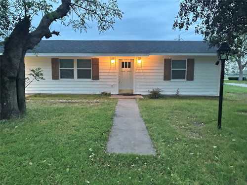 $259,000 - 3Br/2Ba -  for Sale in Burleson, Smithville
