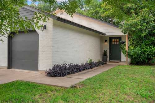 $374,000 - 2Br/2Ba -  for Sale in Tanglewood, Austin