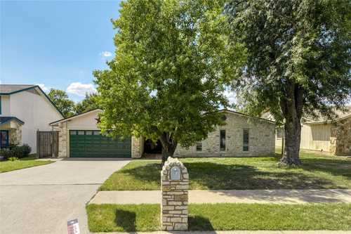 $499,999 - 4Br/2Ba -  for Sale in Woodbridge Sec 03, Austin