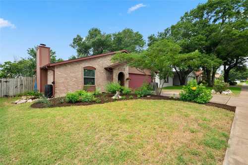 $422,000 - 3Br/2Ba -  for Sale in Quail Hollow Sec 01, Austin