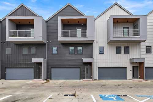 $435,000 - 2Br/3Ba -  for Sale in Settler Condominiums, Austin