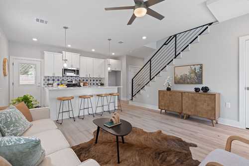 $488,999 - 3Br/3Ba -  for Sale in Black A K 01, Austin