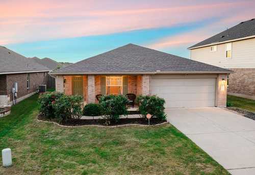 $348,000 - 3Br/2Ba -  for Sale in Summerlyn, Leander