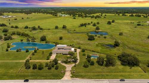 $975,000 - 7Br/5Ba -  for Sale in N/a, Giddings