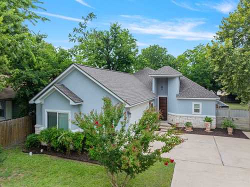 $775,000 - 3Br/3Ba -  for Sale in Springdale Add, Austin