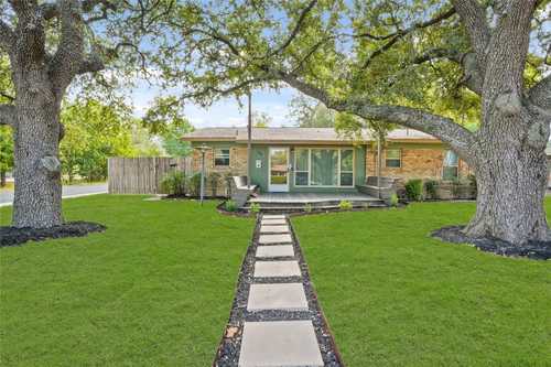 $799,000 - 3Br/2Ba -  for Sale in St Louis Heights, Austin