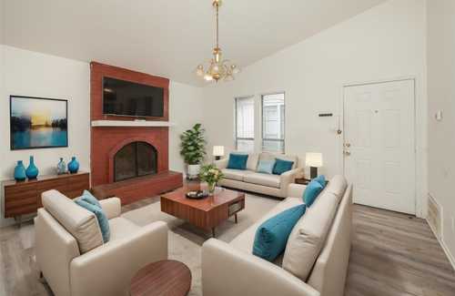 $600,000 - 6Br/4Ba -  for Sale in Louis, Austin