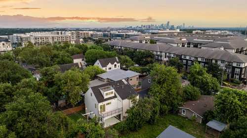 $899,000 - 3Br/4Ba -  for Sale in Highland Park, Austin