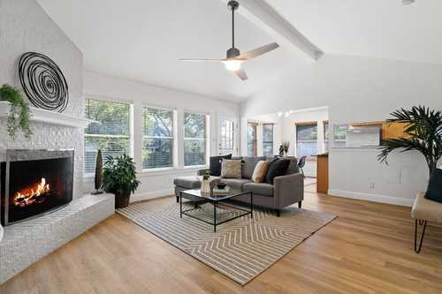 $568,000 - 4Br/2Ba -  for Sale in Village At Western Oaks Sec 02, Austin