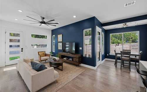 $1,075,000 - 4Br/4Ba -  for Sale in Chernosky M E, Austin