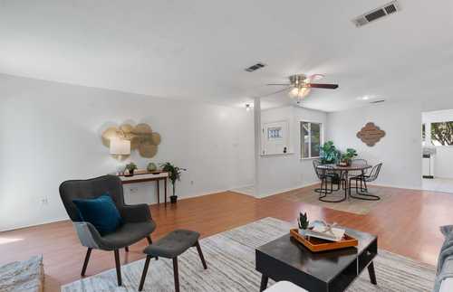 $439,000 - 3Br/2Ba -  for Sale in Maple Run Sec 01, Austin