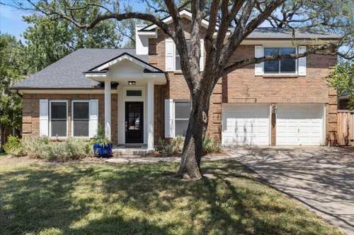 $579,900 - 3Br/3Ba -  for Sale in Shady Hollow Sec 06 Ph D, Austin