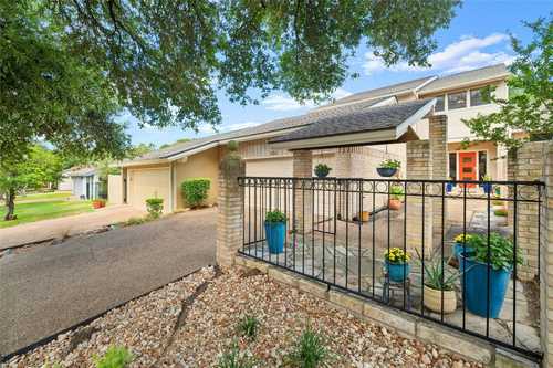 $799,000 - 3Br/3Ba -  for Sale in Hillcrest Mesa Twnhs, Austin