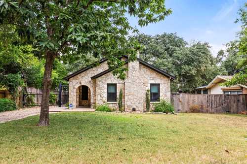 $1,099,000 - 2Br/2Ba -  for Sale in La Prelle Place, Austin