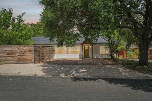 $825,000 - 3Br/2Ba -  for Sale in Southridge Sec 04, Austin