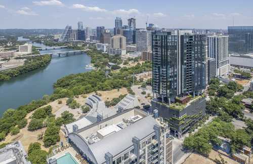 $1,775,000 - 3Br/2Ba -  for Sale in 70 Rainey, Austin