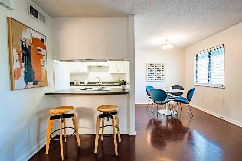 $272,500 - 1Br/1Ba -  for Sale in Hyde Park Add 02, Austin