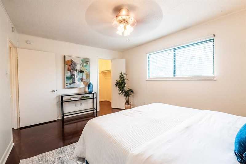 $272,500 - 1Br/1Ba -  for Sale in Hyde Park Add 02, Austin