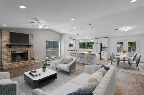 $450,000 - 4Br/2Ba -  for Sale in Bluffs University Hills, Austin