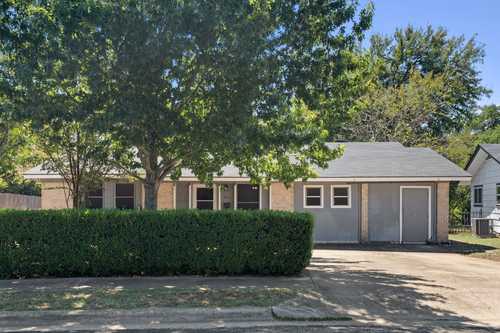 $425,000 - 4Br/3Ba -  for Sale in Emerald Forest Sec 04, Austin