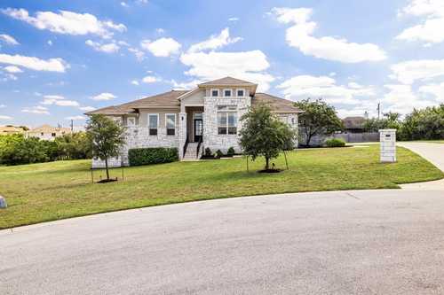 $1,075,000 - 4Br/3Ba -  for Sale in Vistancia, Dripping Springs