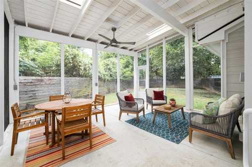 $949,000 - 4Br/3Ba -  for Sale in Villa Govalle, Austin